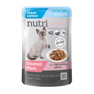 Nutrilove pouch fillets for STERILISED cats with ocean salmon in gravy 85g